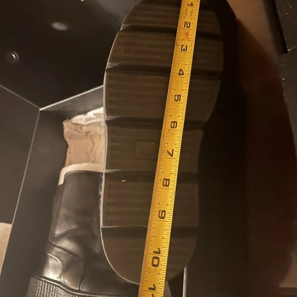 Fenty Puma By Rihanna Chelsea Sneaker Boots Black, Women US 9 UK 6.5 EUR 40 - Picture 10 of 10